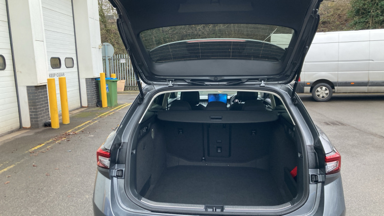 Skoda Superb 2.0 TDI SE Technology 5dr DSG Diesel Estate